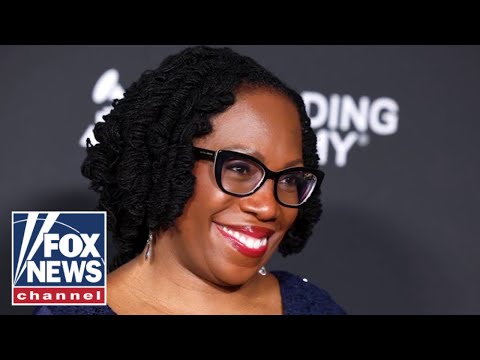 Liberal justice APPLAUDS anti-ICE rhetoric at the Grammys